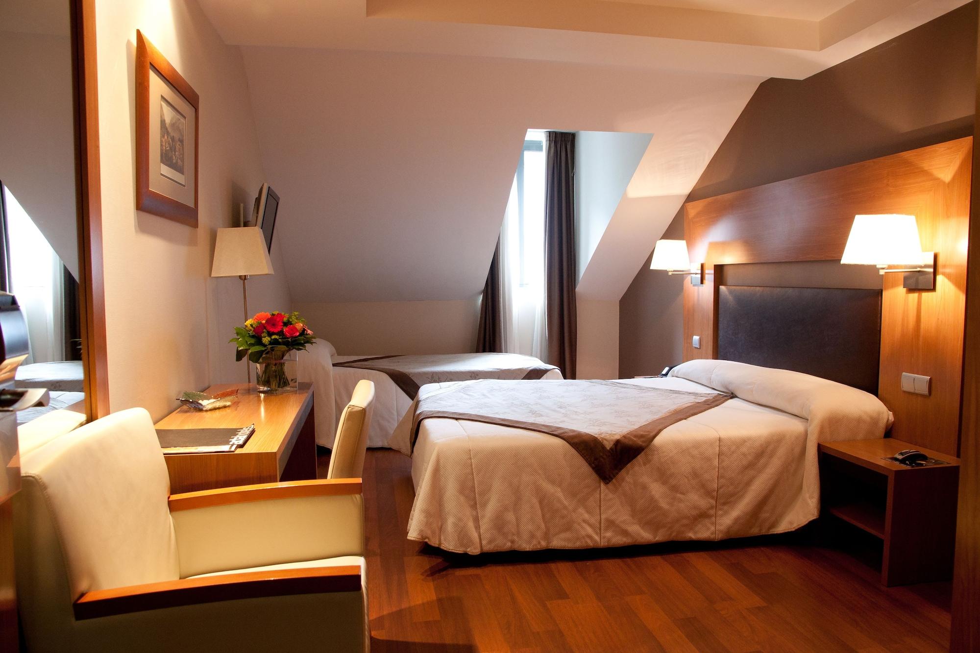 Alti Hotel Bagneres-de-Luchon Екстер'єр фото