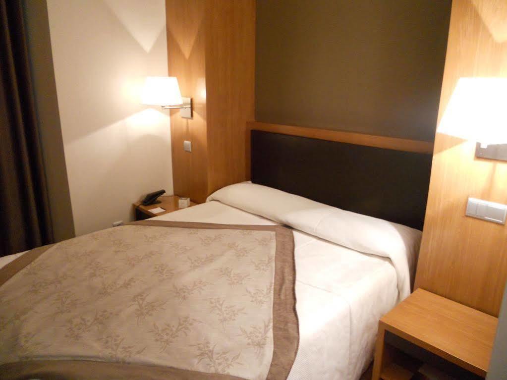 Alti Hotel Bagneres-de-Luchon Екстер'єр фото